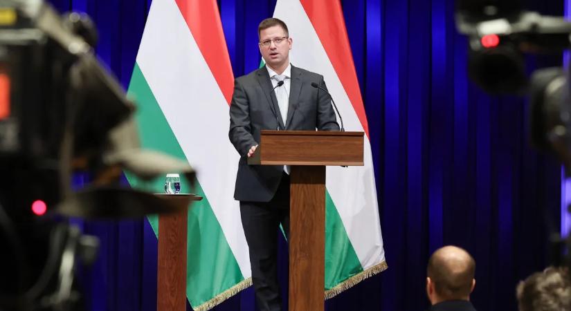 Gulyás Gergely a rezsistop részleteit ismerteti – Kormányinfó élőben az Origón!