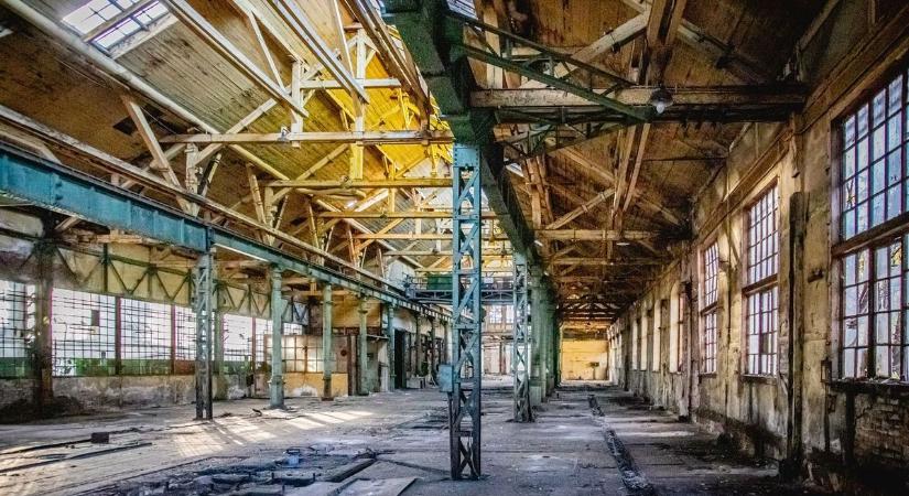 Elindulhat a magyar ipar egykori büszkeségének számító acélváros rehabilitációja