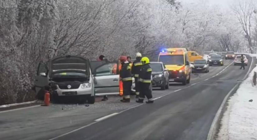 Diáktársát bántalmazta, majd autóval menekült, nyomában a rendőrökkel – Videón az üldözés!
