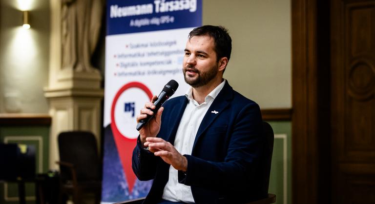 Ezt a telefonos appot tesztelte az űrben Kapu Tibor, most végre bemutatta