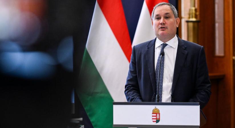 Kinyitotta a pénzcsapot Nagy Márton: ezért ugrott meg hirtelen 1700 milliárd forinttal a költségvetési hiány az év végén