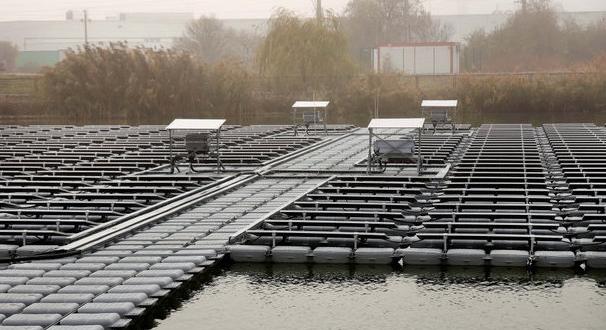 Úszó naperőmű Szegeden