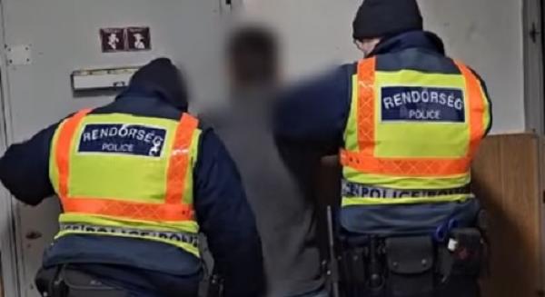 Rendőrnek és ellenőrnek adta ki magát, embereket igazoltatott egy 18 éves fiú Debrecenben