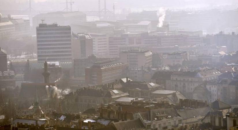 Életbe lépett a tilalom: riadót rendeltek el egy magyar nagyvárosban