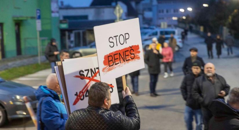 Horonyék a Lex Beneš felülvizsgálata mellett kérik a szélsőségeseknek kedvező módosítás visszavonását is