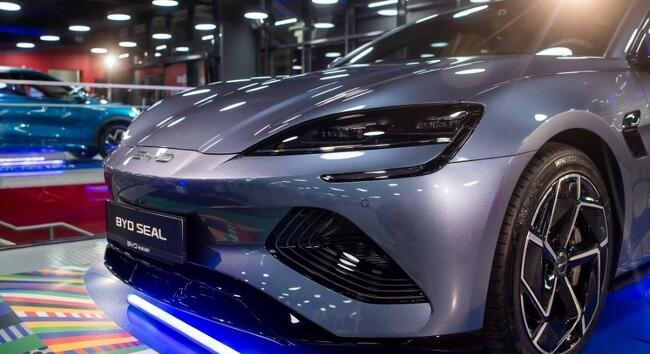 Még Németországban is egyelőre a gazdagok járművei az elektromos autók