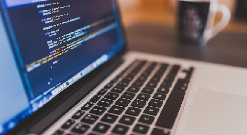 Hogyan ápoljuk otthon a számítógépeket?