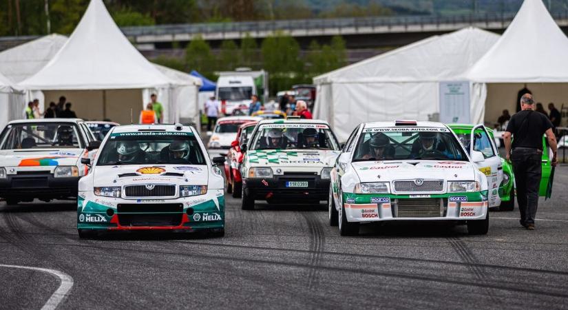 Egy igazi raliautó-legenda korhű hasonmását árulják Gárdonyban – videó