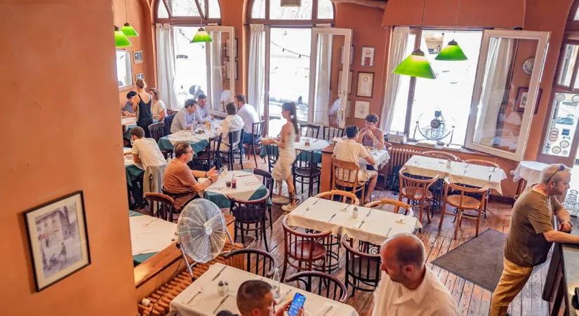 Így maradhat meg a kedvenc éttermünk – mentőövet kaptak a vendéglátók