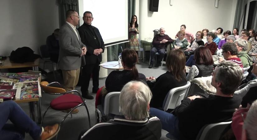 India misztikus világa a Halis István Városi Könyvtárban