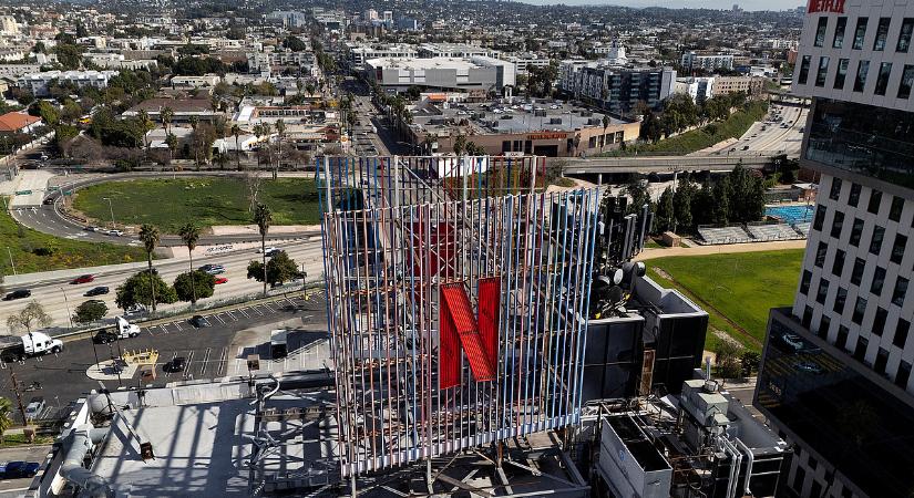 Mi zajlik a Netflix háza táján? Nagy pácból szabadulna a streamingplatform