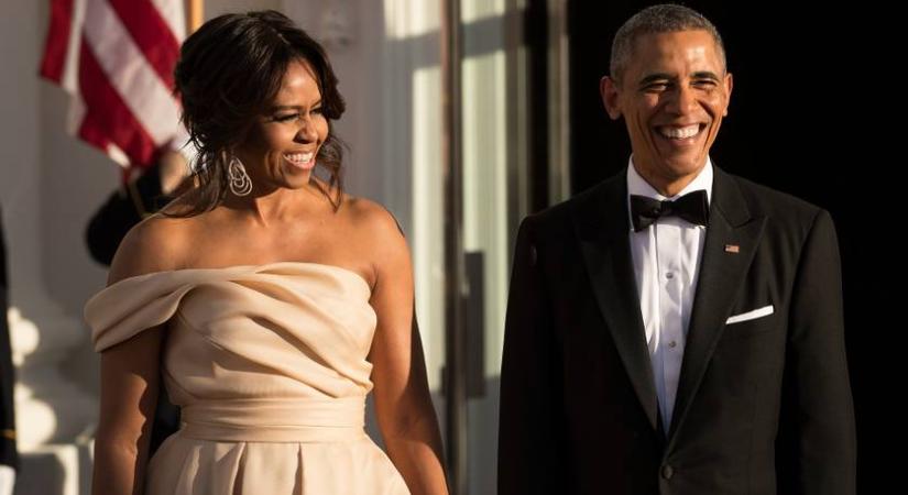 Obamáéknak párterápiára volt szükségük: az egykori first lady vallott a házasságukról