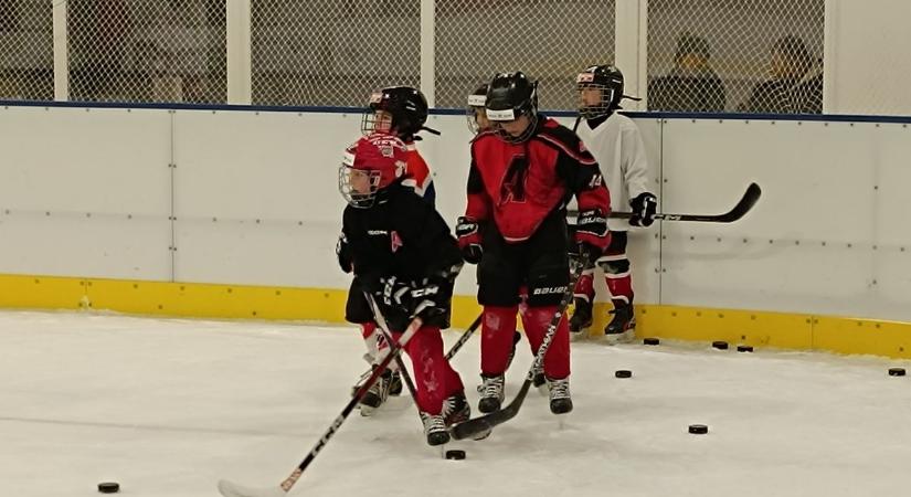 Az Angels egyre bővül, nők és férfiak egy helyen (videókkal, képgalériával)