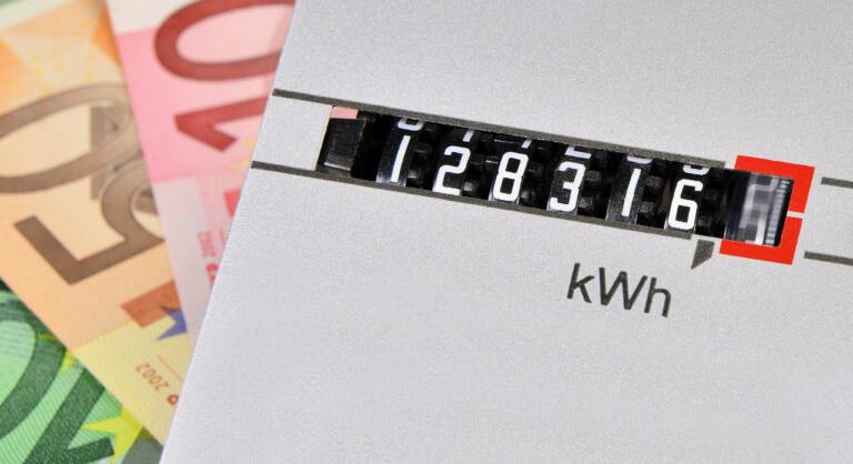 SE és VSE: Így kapják meg a családok a rezsitámogatást utalványok helyett