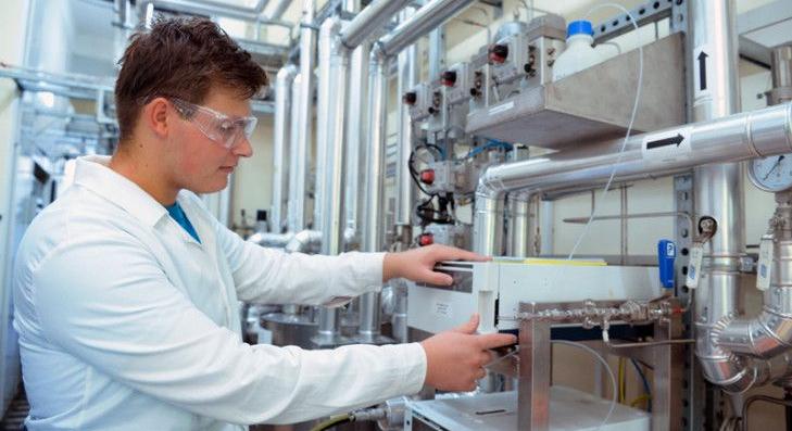 DE: ezzel a diplomával garantált a jó állás