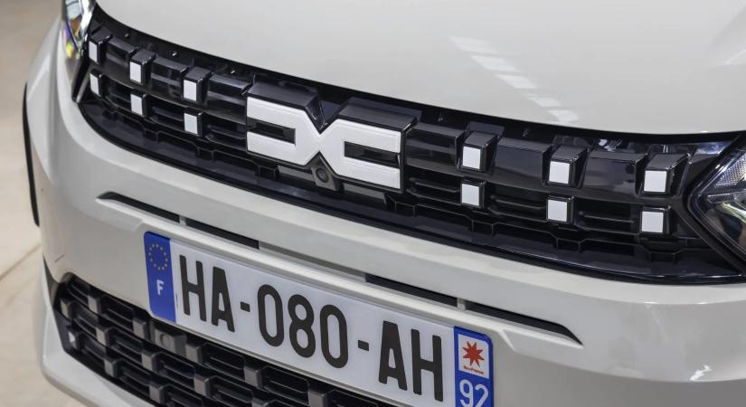 Immár hivatalos: idén 2 teljesen új típust fog bemutatni a Dacia!