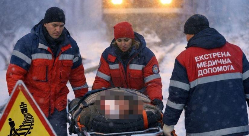 Vonat gázolt el egy férfi Munkácson