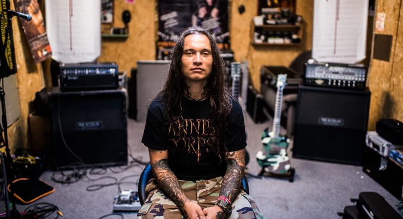 A fideszes Erdős Norbert DPK-alapítóként mutatta be az Ektomorf frontemberét, aki ezt kamunak nevezte