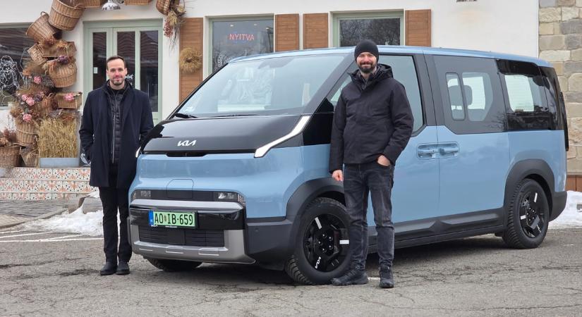 Dobozos UFO – fiatal magyar szülőatyjai mutatták meg nekünk a Guniess-rekorder új Kiát