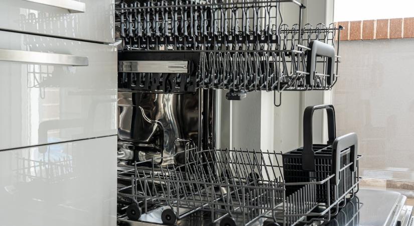 Soha nem jutna eszébe, de ezt a 5 tárgyat a mosogatógépben is tisztíthatja