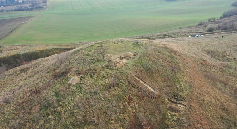 Elfeledett középkori templom nyomaira bukkantak Nagysápnál