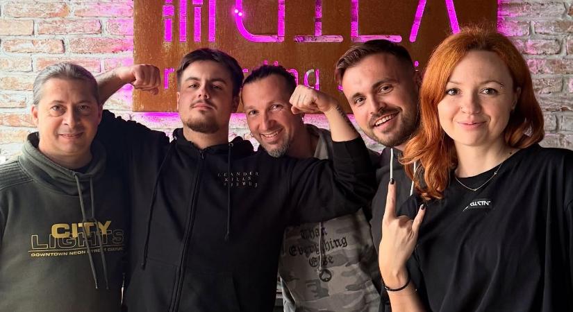 MOST ÉRKEZETT: Boszorkánykiáltás Rozsnyóról – A húrok közé csap a Witchcry (INTERJÚDALOK)