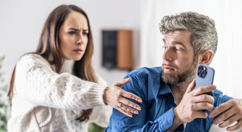 A megcsalt emberek elárulták: ebből a 3 dologból tudták, hogy hűtlen volt a párjuk