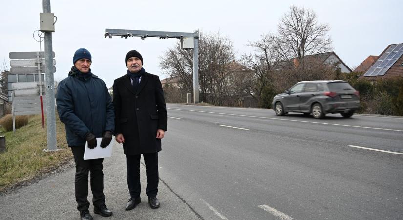 Zajvédő fal épül 340 millióból a 86-os út mellett és újítják a Halászi-Püski közti útszakaszt - fotók