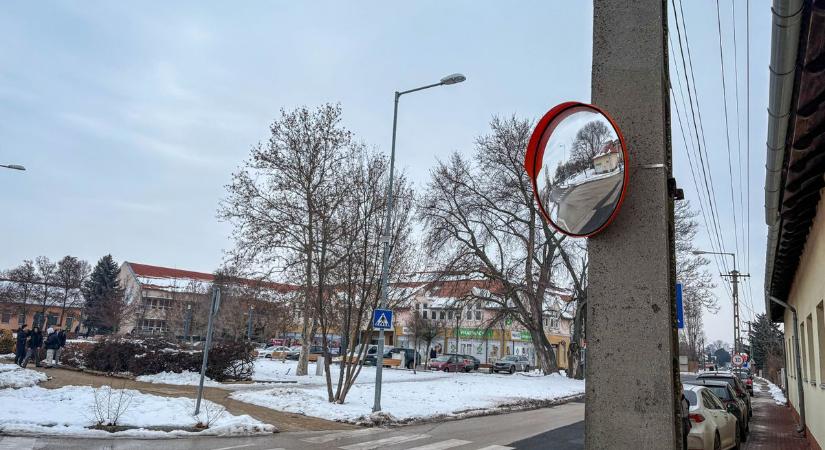 A tapasztalt oktató se hallott még ilyet, ezt csinálta a busz elé hajtó szolnoki nő