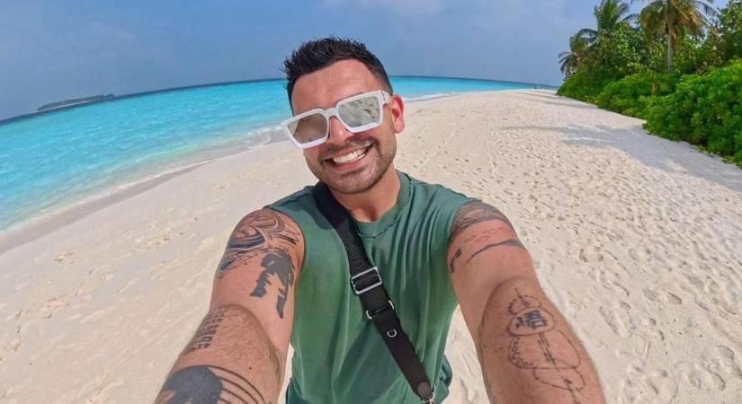 Exkluzív felvételek: az énekes óriás manta rájákkal búvárkodott