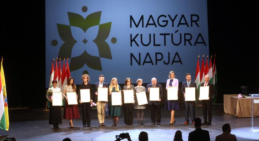 Kultúránkra építhetünk csak a biztos jövő érdekében