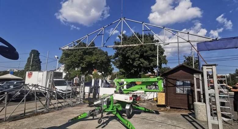 Emelőkosaras bérlés Budapesten: megoldások a magasban