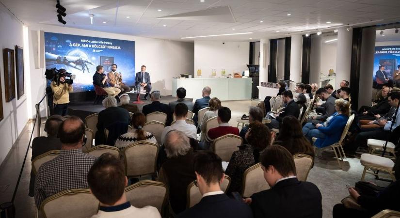 Globális ideológiai támadás éri a nemzetet, a családot és az emberi lelket