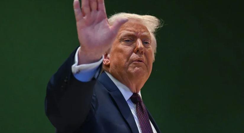 Trump most beperli a legnagyobb amerikai bankot is