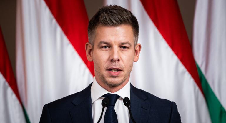 Magyar Péter: Aki rendszerváltást akar, az nem indul el április 12-én