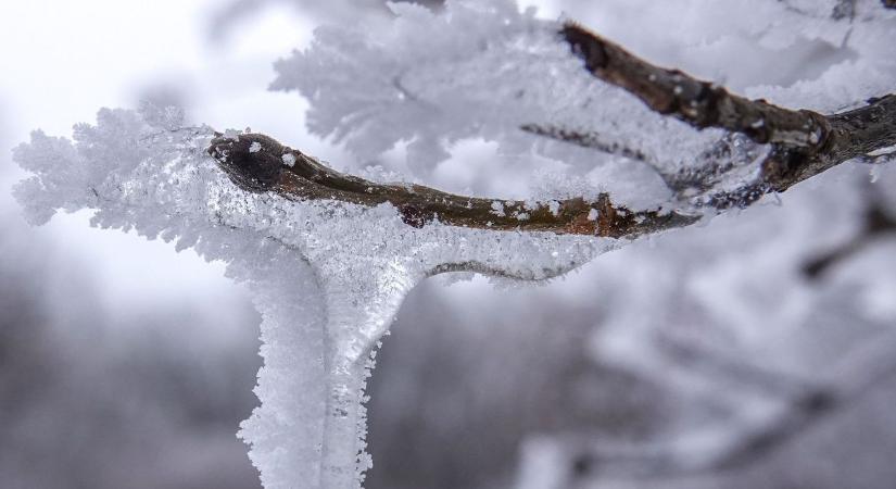 Pénteki időjárás: enyhül a hideg, némi csapadékra is számíthatunk