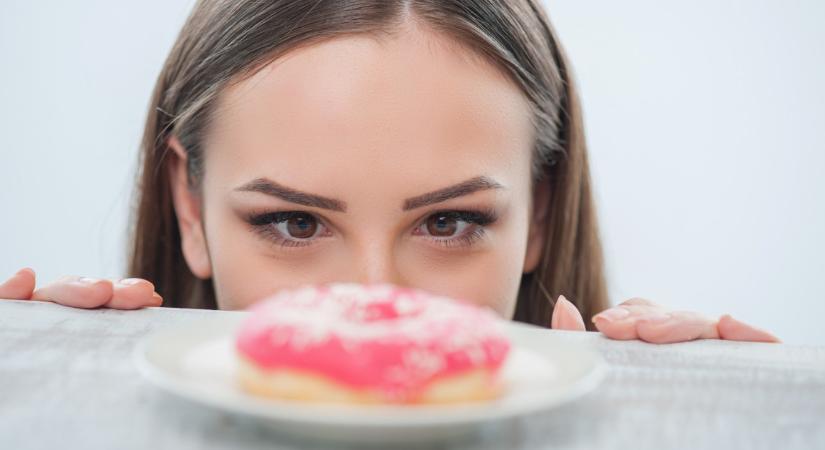 Ez a 3 egészséges édesség percek alatt megszünteti a cukorsóvárgást