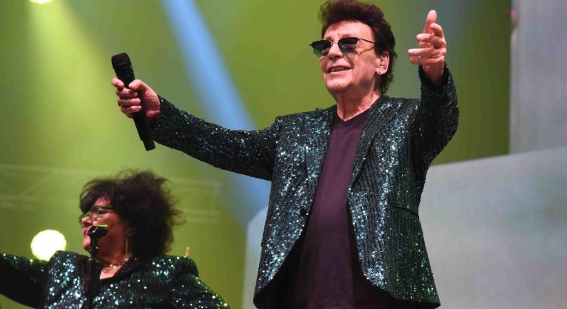 Friss hírek érkeztek Fenyő Miklósról: így van most az énekes