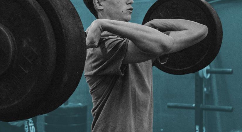 Edzés a netről, sablonprogramok, haverok tanácsai: a kamaszok konditerembe járásnak veszélyei