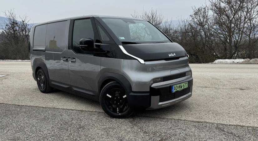 Egy kicsit magyar is a Kia villanyfurgonja, mutatjuk az árakat!