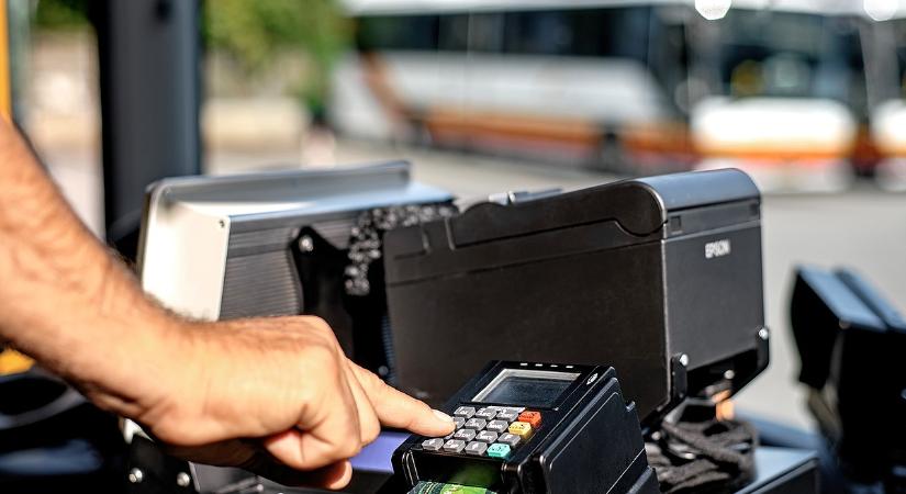 Jön a szuperolcsó magyar buszbérlet, mindössze kétszáz forint lesz