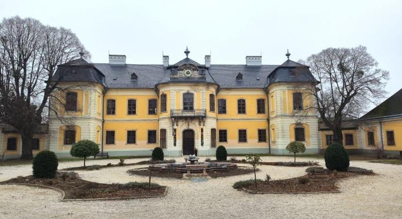 Újjászületik Mór ikonikus kastélya – mutatjuk a részleteket!