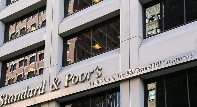 Veszélyes pályára került Magyarország