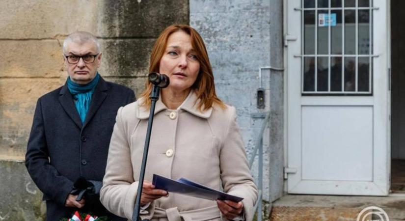 Novák Irén: kultúránk olyan belső érték, amely a szétszakítottság ellenére évszázadokon át segített a megmaradásban