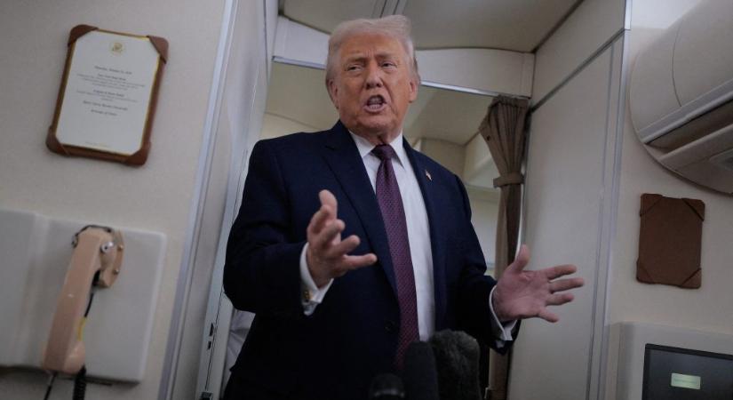 Donald Trump: Hatalmas amerikai hadiflotta tart Irán felé