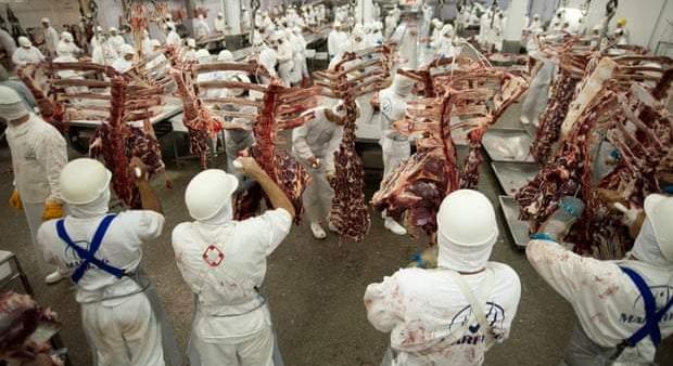 KSH: decemberben 4 millió 624 ezer volt a foglalkoztatottak száma, a munkanélküliségi ráta 4,4 százalék