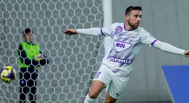 Folytatná remek sorozatát a lilák gólkirályjelöltje