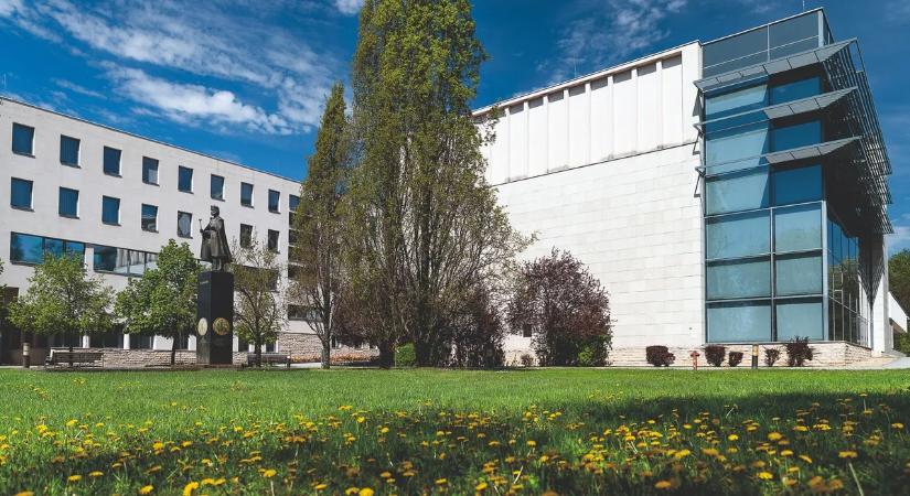 Tradíció és innováció: felvételi rekordok a Nyíregyházi Egyetemen