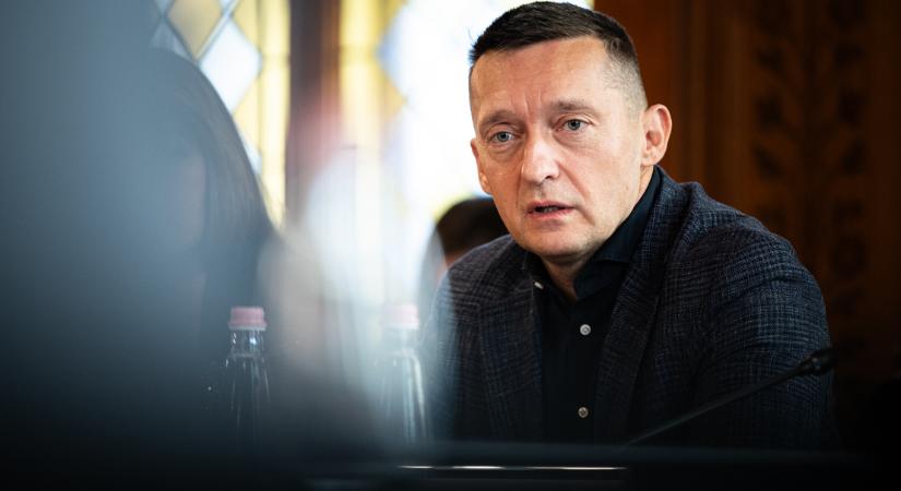 Közel négymilliárdot költöttek Rogánék a Tisza Párt állítólagos adótervéről szóló nemzeti konzultációra