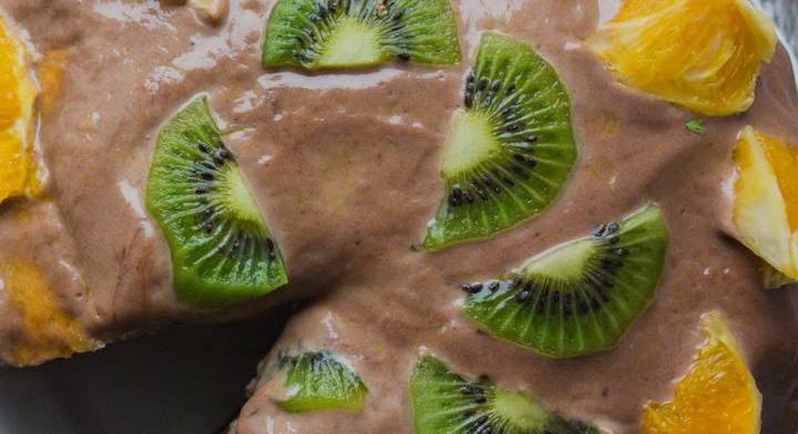 Házi narancsos-kivis csokitorta: puha piskóta az alapja